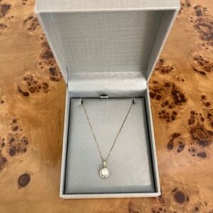 Pearl and diamond necklace